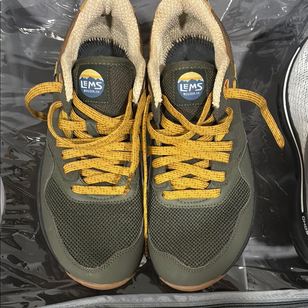 Lem’s- size 9.5 - new but no insoles